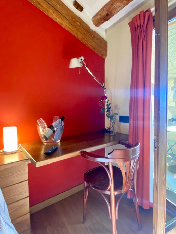 Campalans Hotel Rural Bungalows Mobilhomes Borredá Exteriör bild