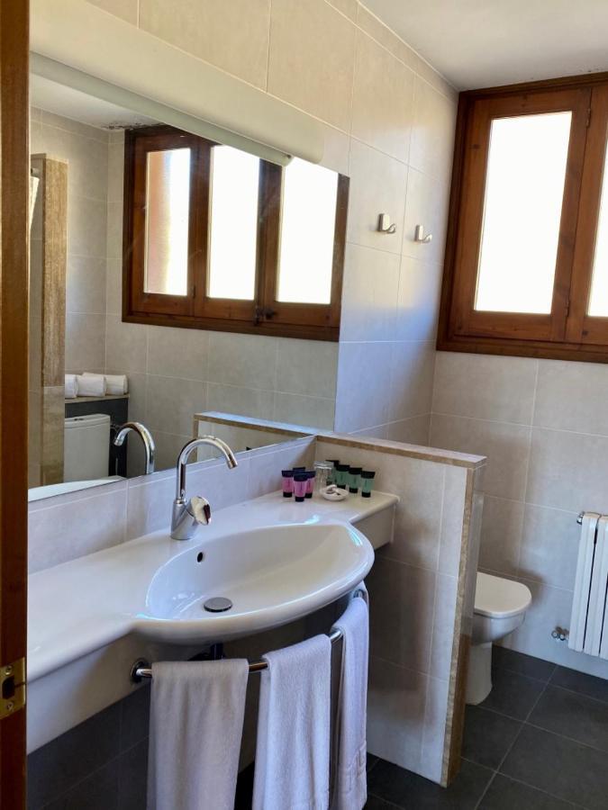 Campalans Hotel Rural Bungalows Mobilhomes Borredá Exteriör bild