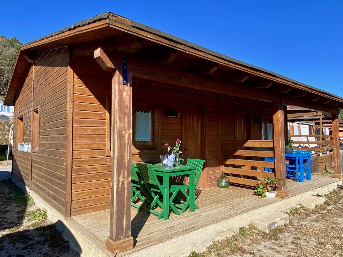 Campalans Hotel Rural Bungalows Mobilhomes Borredá Exteriör bild